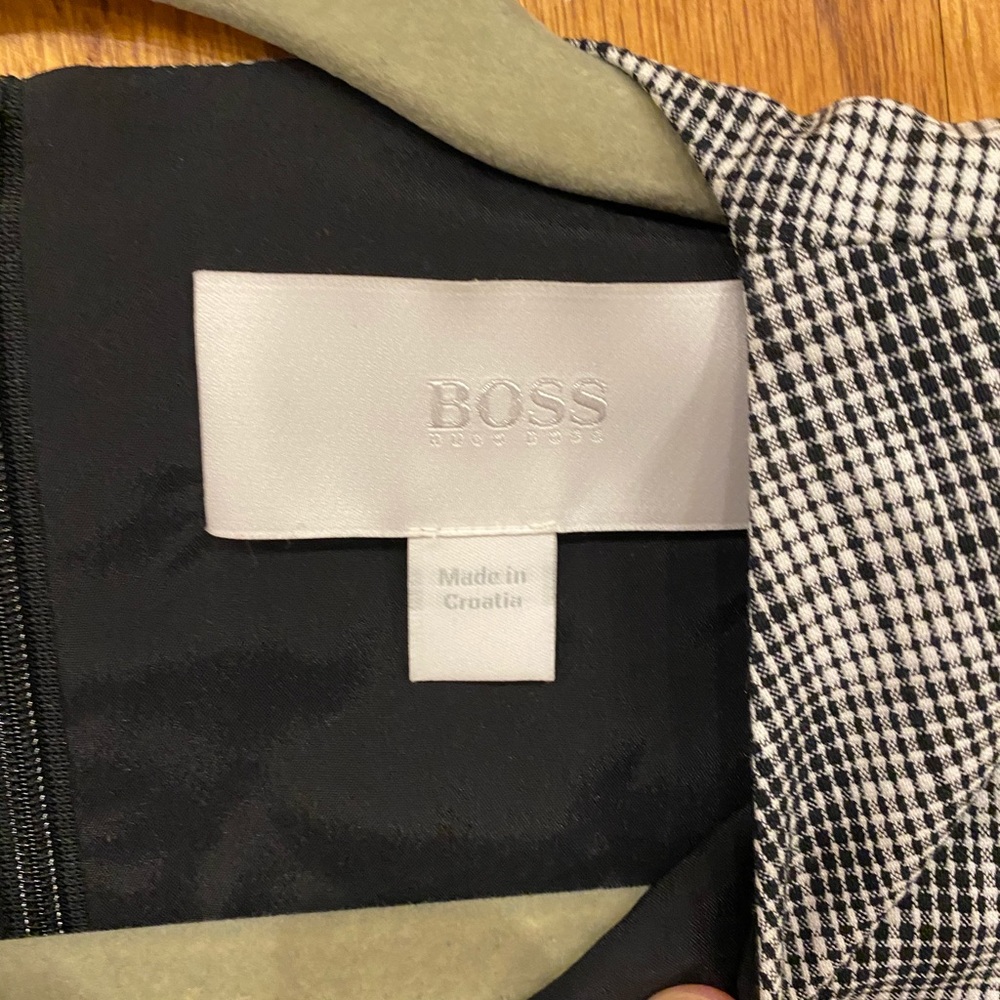 Hugo Boss dress - Picture 3 of 3
